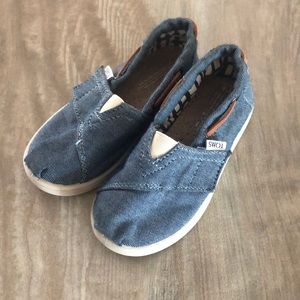 Toddler size 8 denim chambray toms slip ons